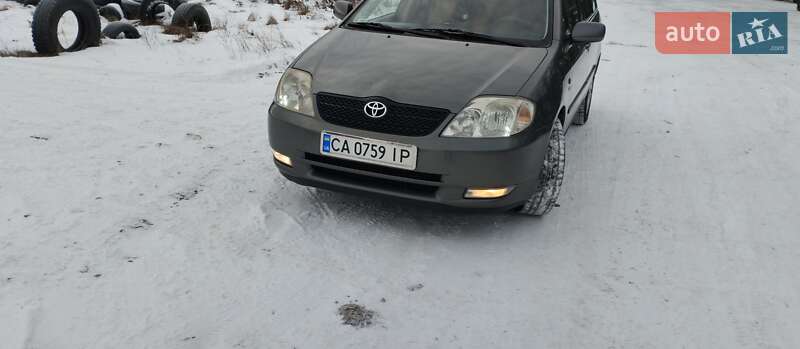 Универсал Toyota Corolla 2004 в Христиновке