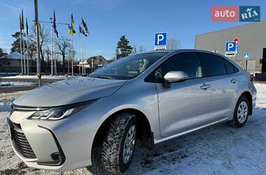 Седан Toyota Corolla 2020 в Києві
