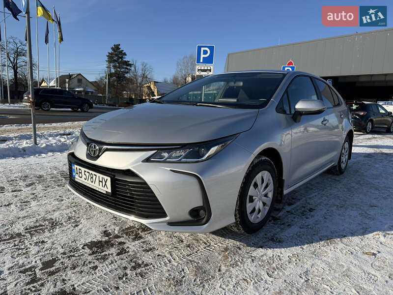 Седан Toyota Corolla 2020 в Києві