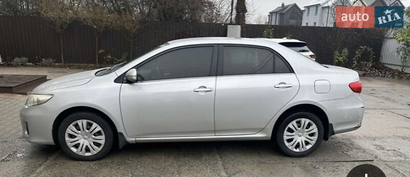 Toyota Corolla 2011