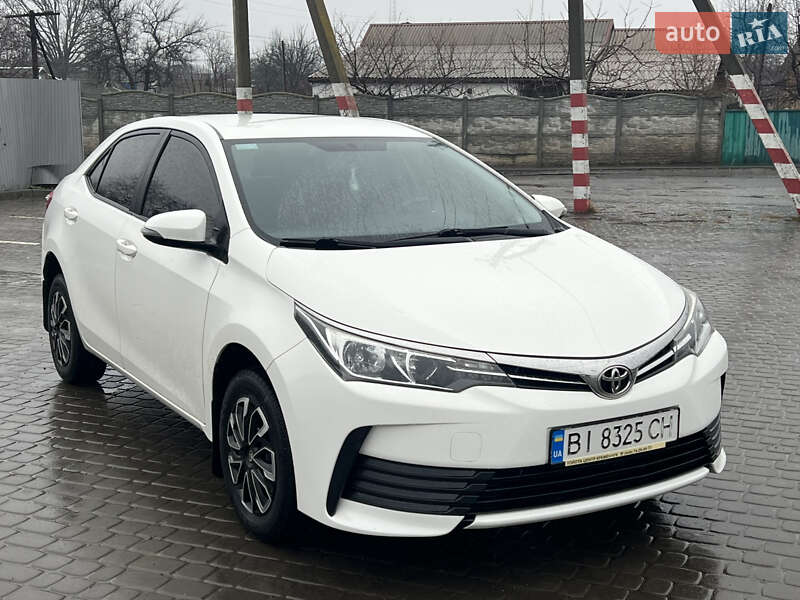 Седан Toyota Corolla 2016 в Кременчуге фото 10 Седан Toyota Corolla 2016 в Кременчуге
