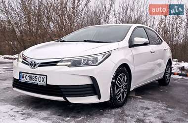 Седан Toyota Corolla 2018 в Харкові