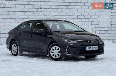Седан Toyota Corolla 2021 в Киеве