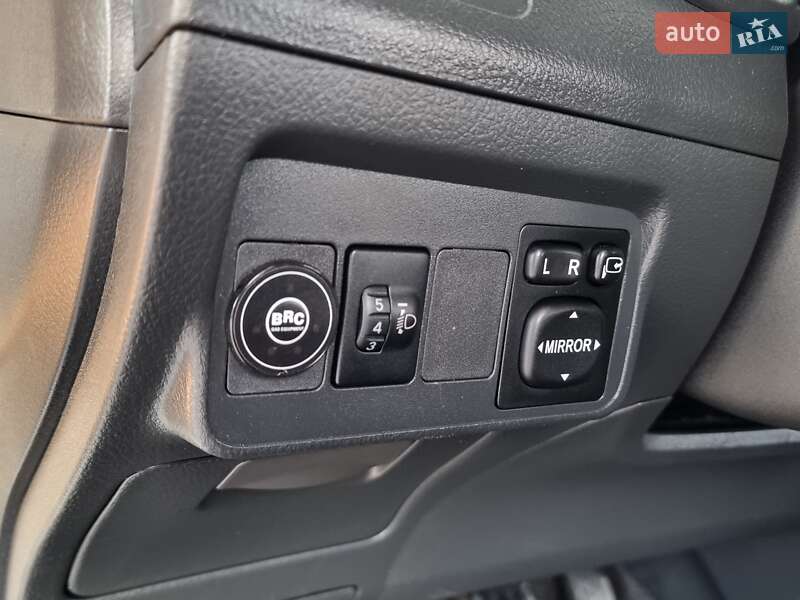 Седан Toyota Corolla 2011 в Виннице