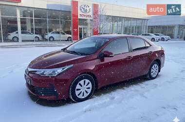 Седан Toyota Corolla 2018 в Житомире