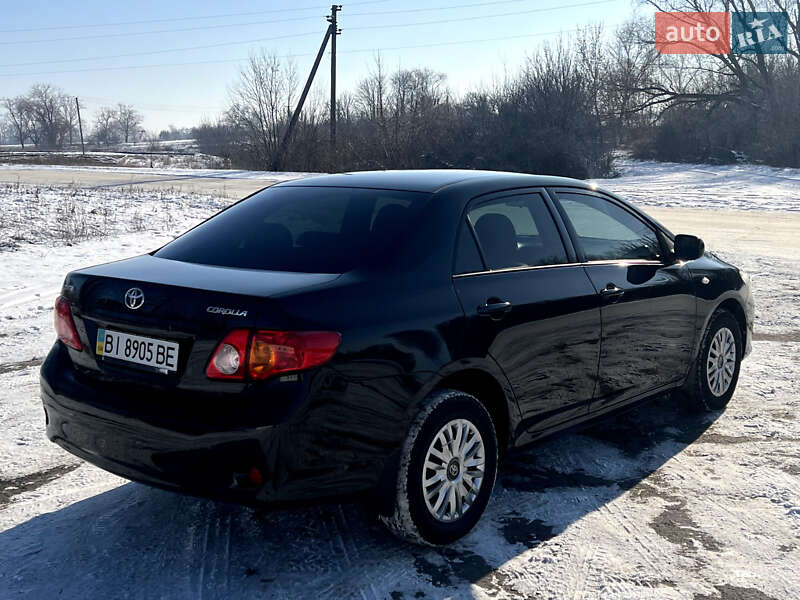 Седан Toyota Corolla 2009 в Козельщине