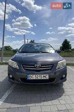 Седан Toyota Corolla 2008 в Львові