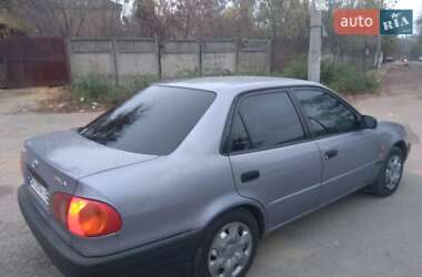 Седан Toyota Corolla 1999 в Одесі