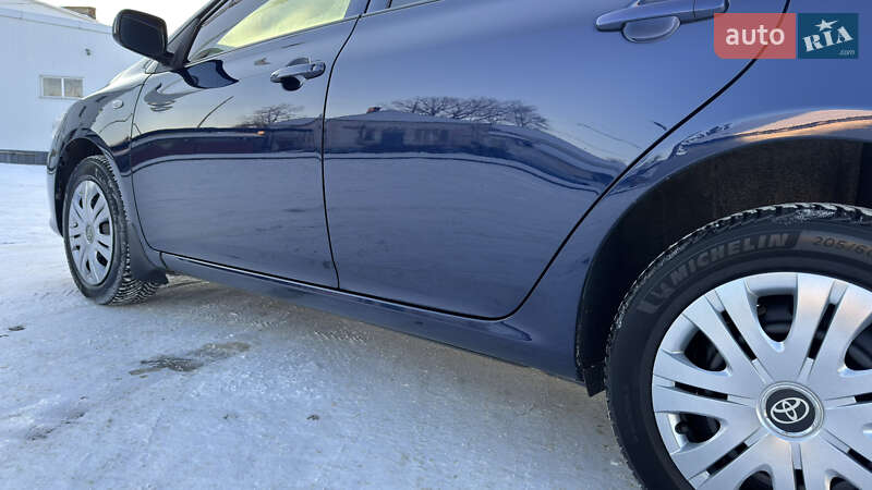 Седан Toyota Corolla 2008 в Кременчуге