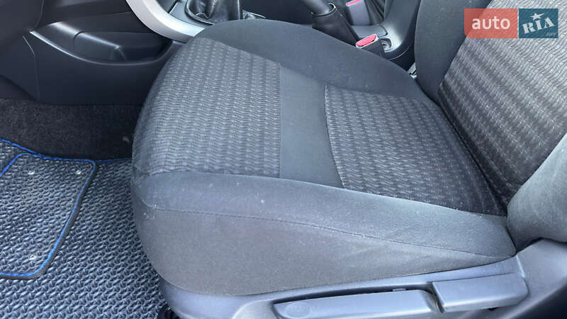 Седан Toyota Corolla 2008 в Кременчуге