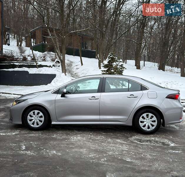 Седан Toyota Corolla 2020 в Киеве