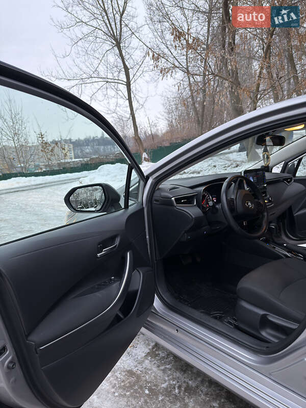 Седан Toyota Corolla 2020 в Киеве