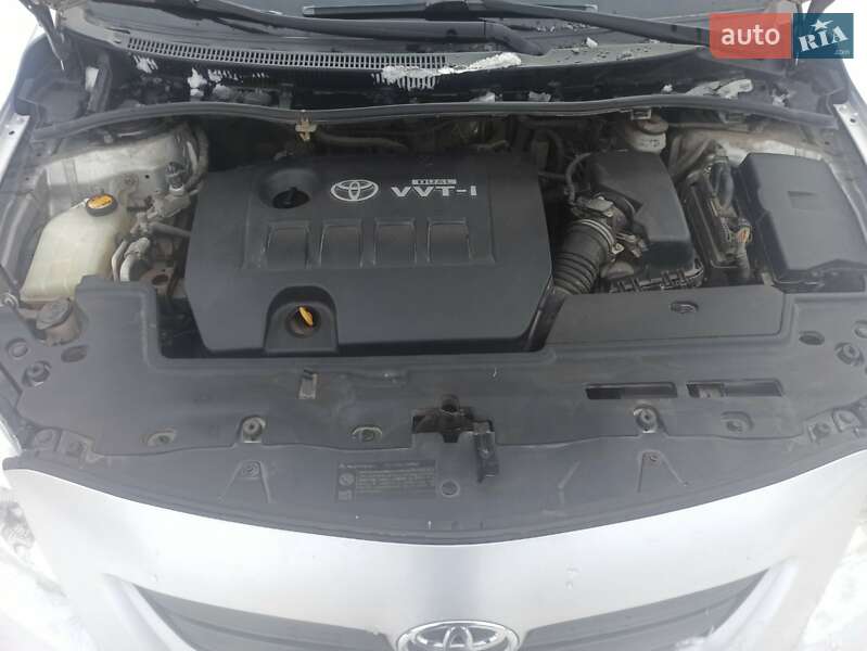 Седан Toyota Corolla 2007 в Львове