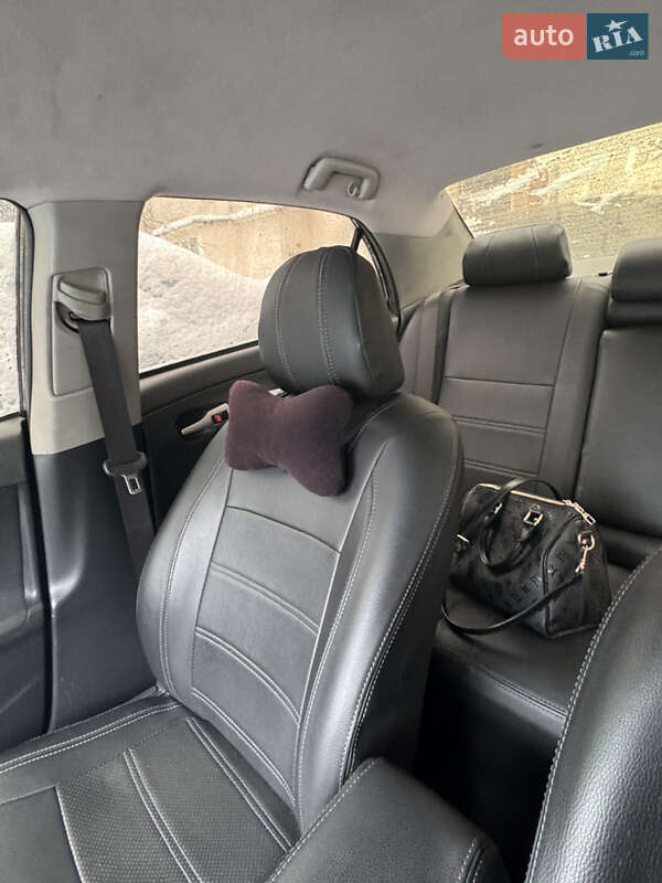 Седан Toyota Corolla 2008 в Киеве