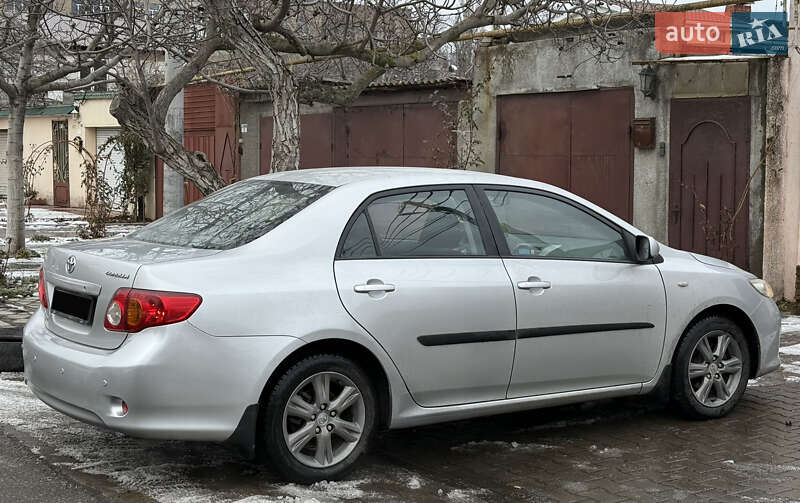 Седан Toyota Corolla 2009 в Одессе