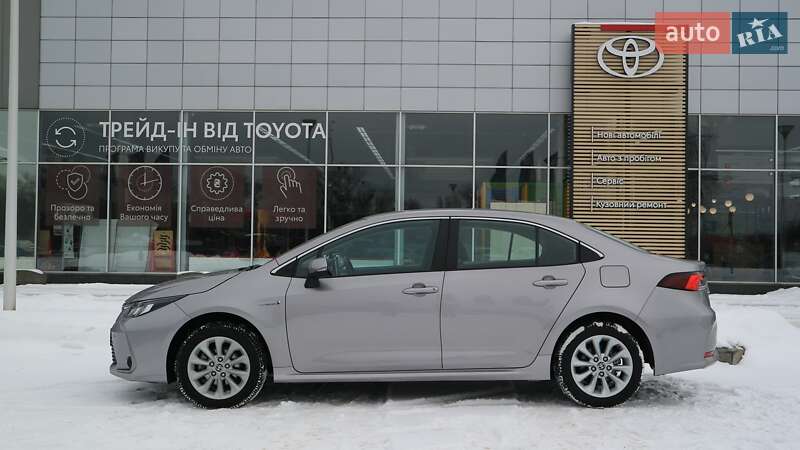 Седан Toyota Corolla 2021 в Киеве