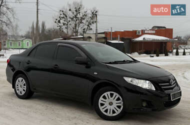 Седан Toyota Corolla 2008 в Охтирці