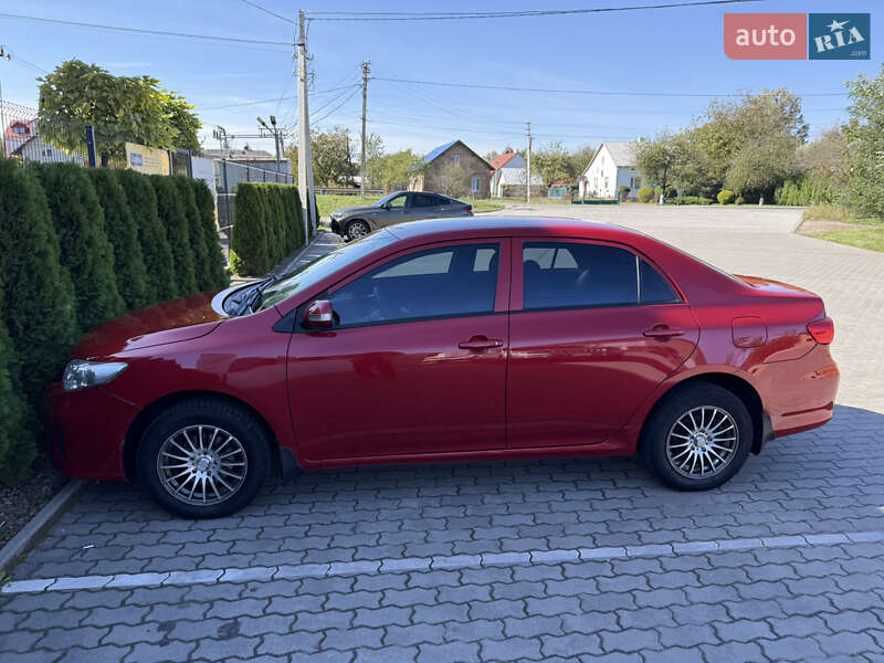 Седан Toyota Corolla 2012 в Львове фото 33 Седан Toyota Corolla 2012 в Львове