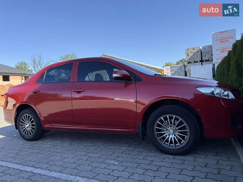 Седан Toyota Corolla 2012 в Львове фото 50 Седан Toyota Corolla 2012 в Львове