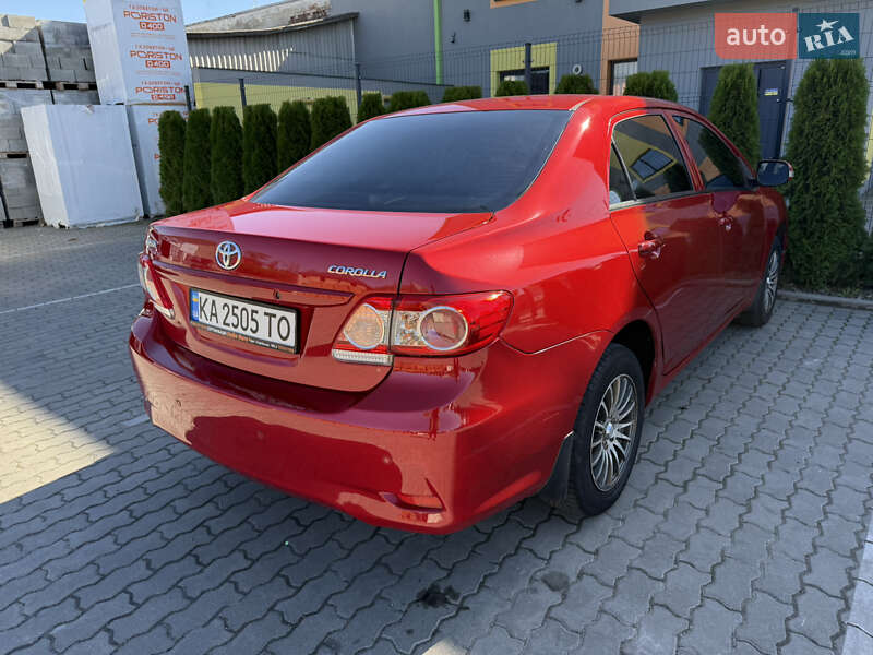 Седан Toyota Corolla 2012 в Львове фото 51 Седан Toyota Corolla 2012 в Львове