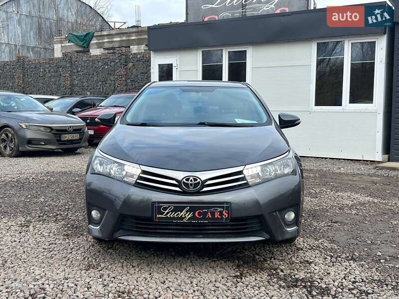 Седан Toyota Corolla 2016 в Одессе