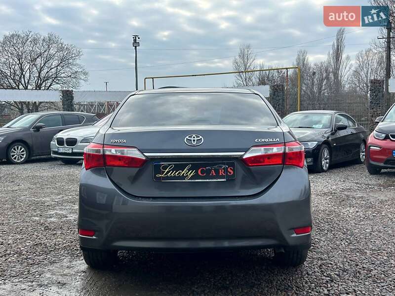Седан Toyota Corolla 2016 в Одессе