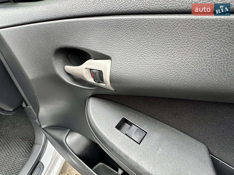 Седан Toyota Corolla 2007 в Одессе фото 27 Седан Toyota Corolla 2007 в Одессе