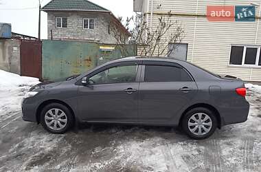 Седан Toyota Corolla 2013 в Києві