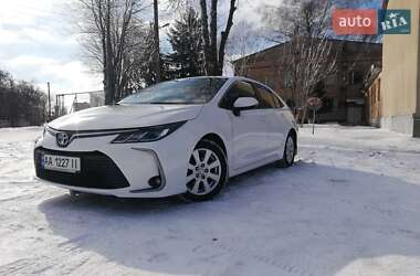 Седан Toyota Corolla 2019 в Подольске