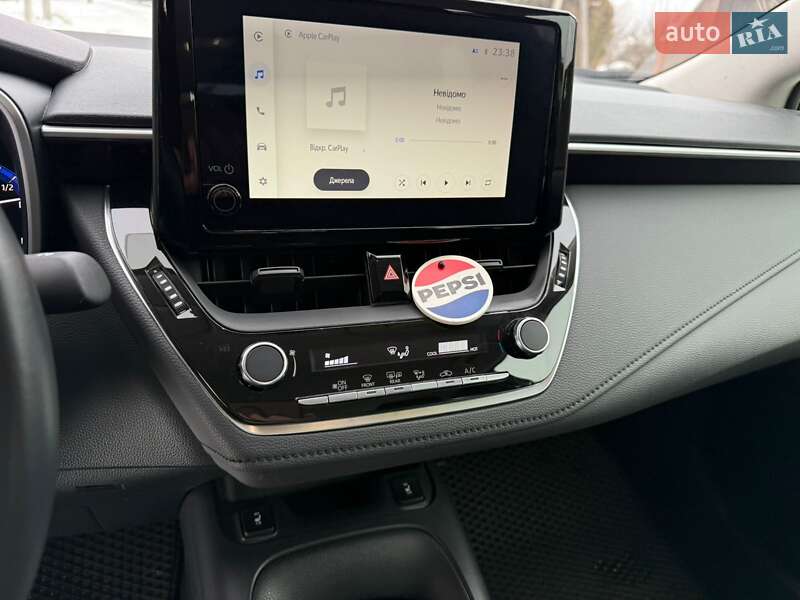 Седан Toyota Corolla 2024 в Киеве фото 17 Седан Toyota Corolla 2024 в Киеве