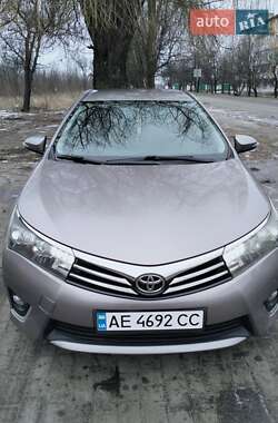 Седан Toyota Corolla 2013 в Першотравенську