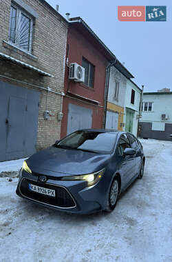 Седан Toyota Corolla 2019 в Киеве