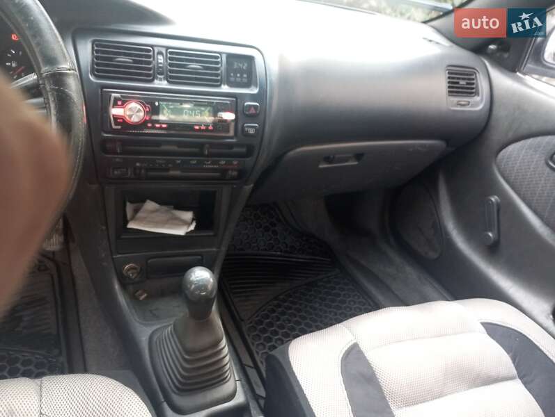 Хэтчбек Toyota Corolla 1994 в Одессе