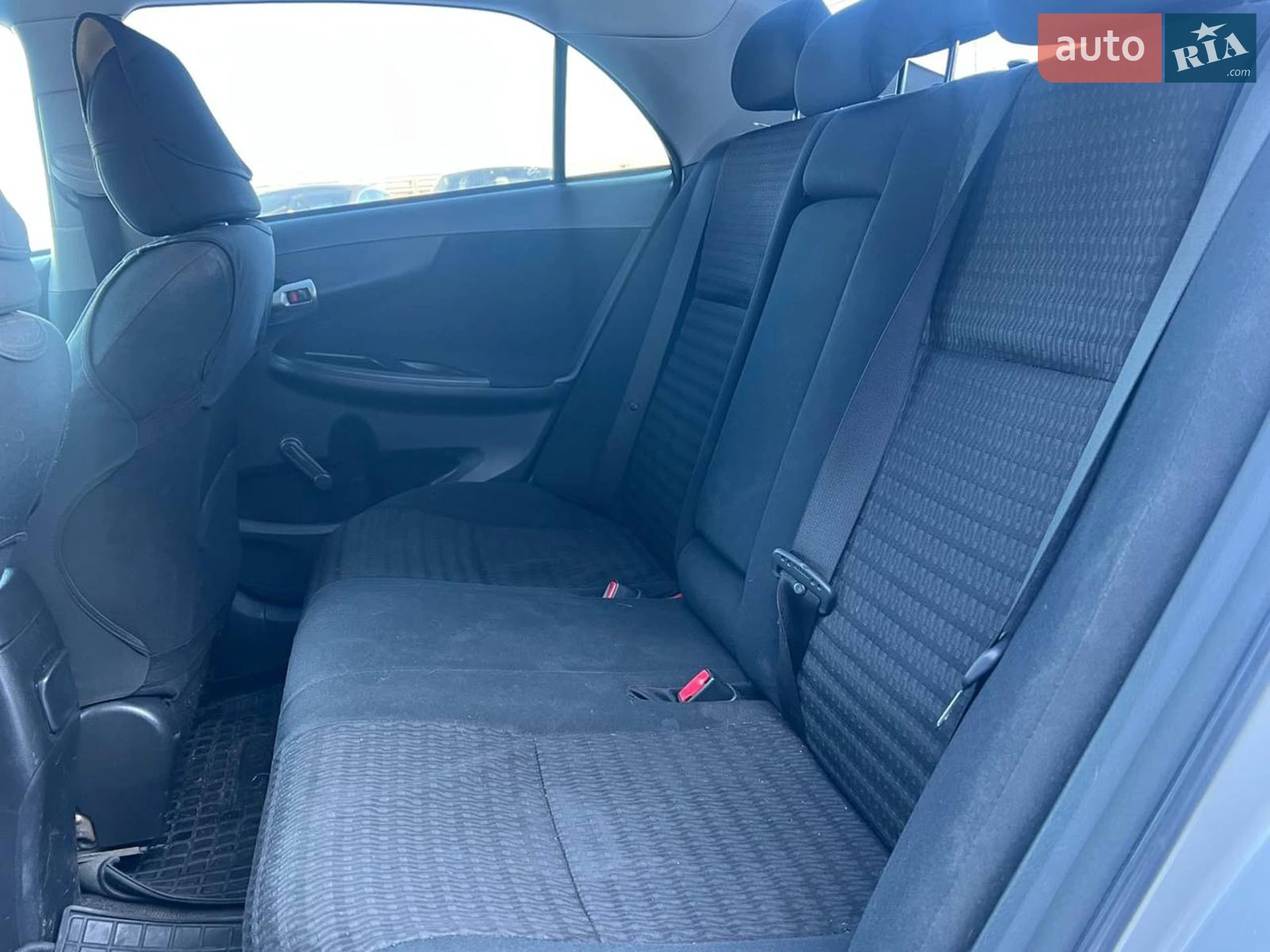 2011 Toyota Corolla - мініатюра 35
