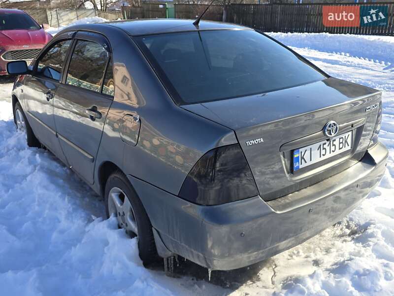 Седан Toyota Corolla 2006 в Триполье
