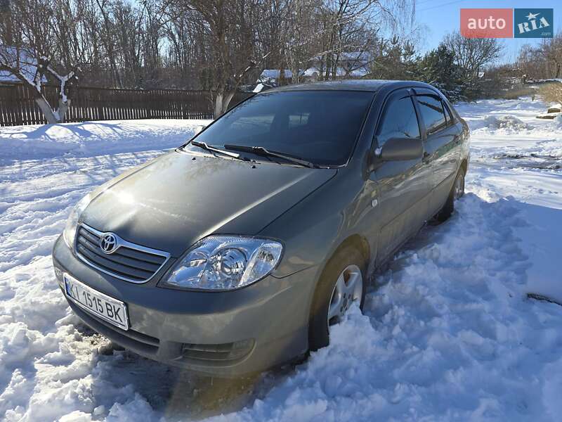 Седан Toyota Corolla 2006 в Триполье