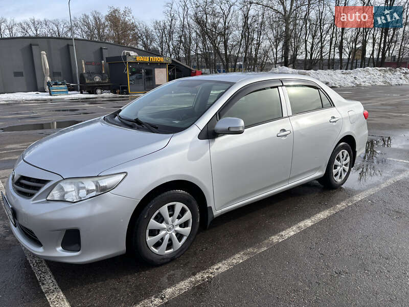 Седан Toyota Corolla 2011 в Киеве фото 3 Седан Toyota Corolla 2011 в Киеве