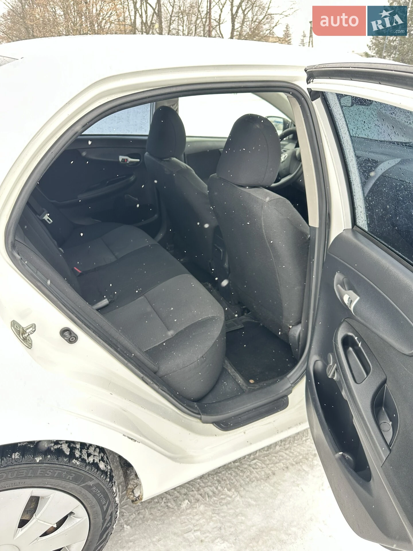 2011 Toyota Corolla - мініатюра 16