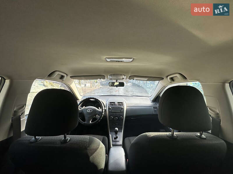 Седан Toyota Corolla 2008 в Тернополе