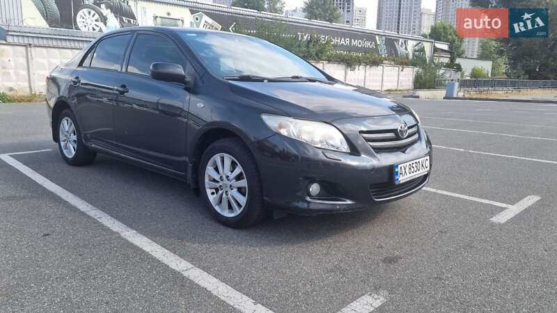 Седан Toyota Corolla 2007 в Киеве