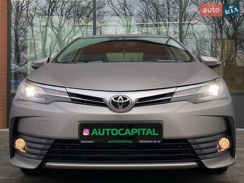 Седан Toyota Corolla 2017 в Киеве фото 5 Седан Toyota Corolla 2017 в Киеве
