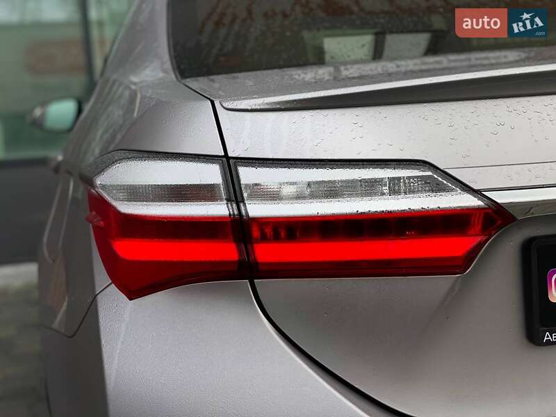 Седан Toyota Corolla 2017 в Киеве фото 13 Седан Toyota Corolla 2017 в Киеве