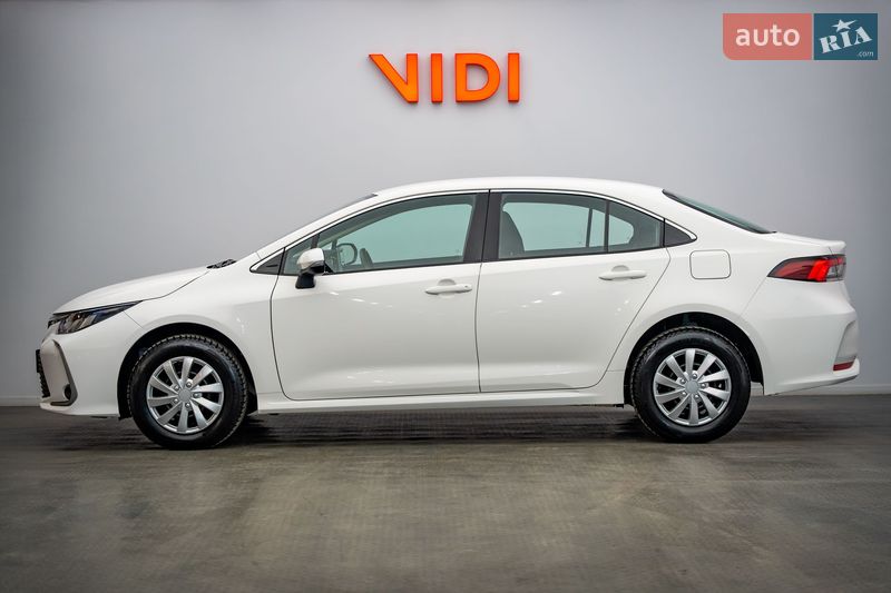 Седан Toyota Corolla 2020 в Киеве