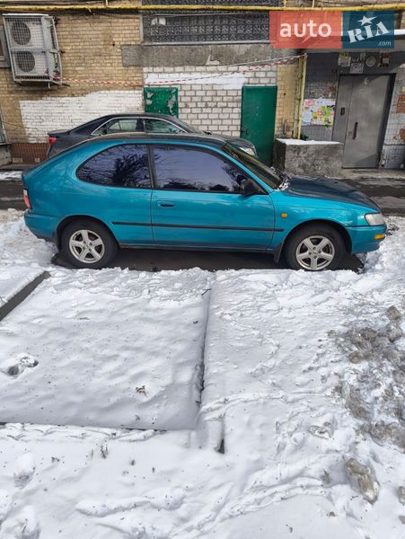 Хэтчбек Toyota Corolla 1996 в Киеве