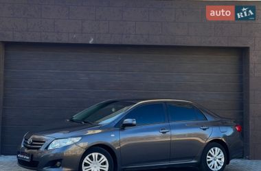 Седан Toyota Corolla 2008 в Николаеве