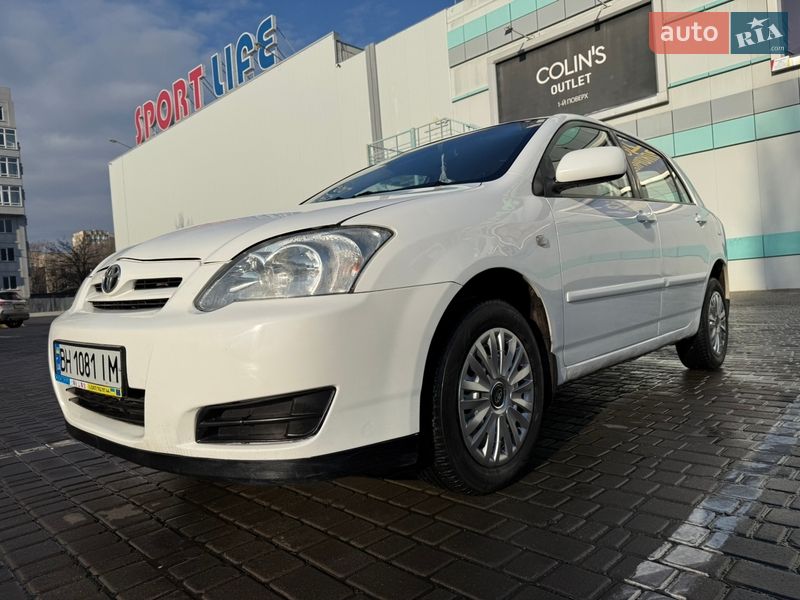 Хетчбек Toyota Corolla 2005 в Одесі