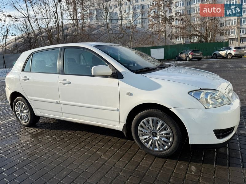 Хетчбек Toyota Corolla 2005 в Одесі