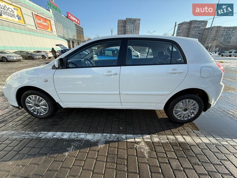 Хетчбек Toyota Corolla 2005 в Одесі