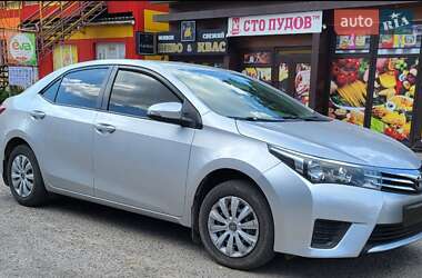 Седан Toyota Corolla 2014 в Харькове