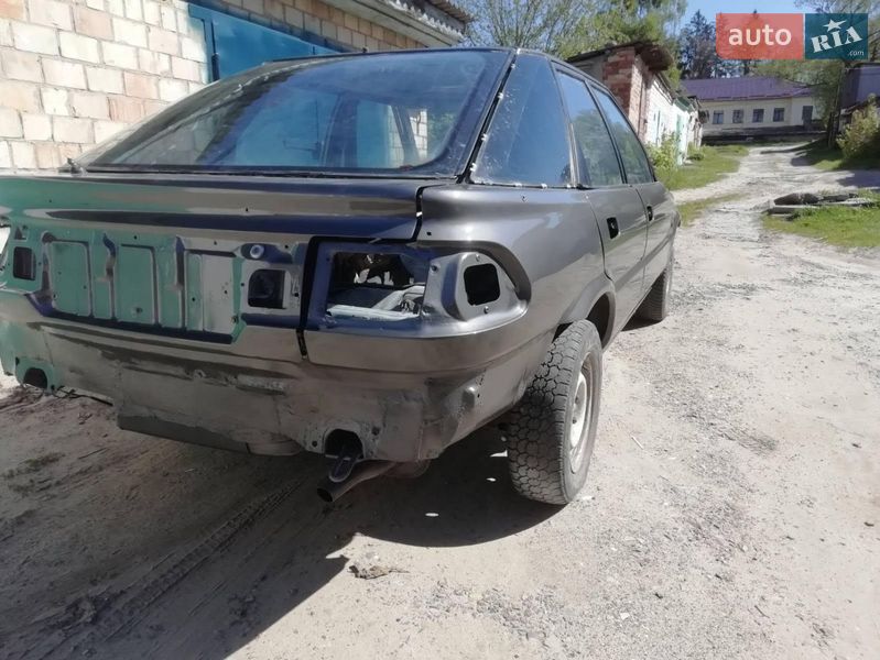 Лифтбек Toyota Corolla 1987 в Клавдиевом-Тарасове